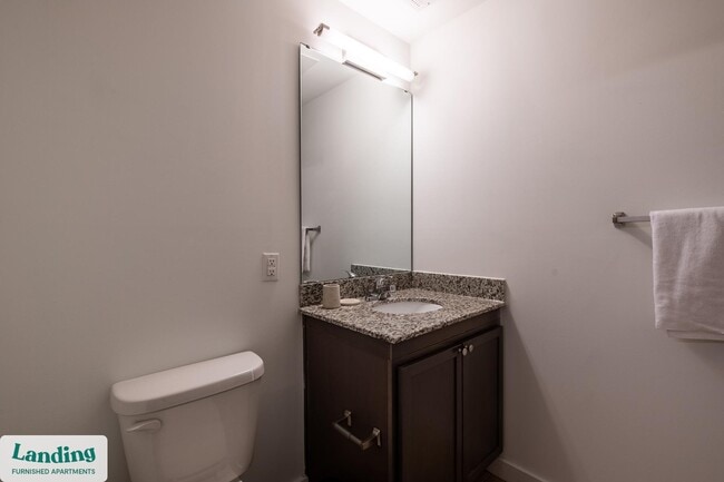 Photo - 1903 E Marshall St Unit 414