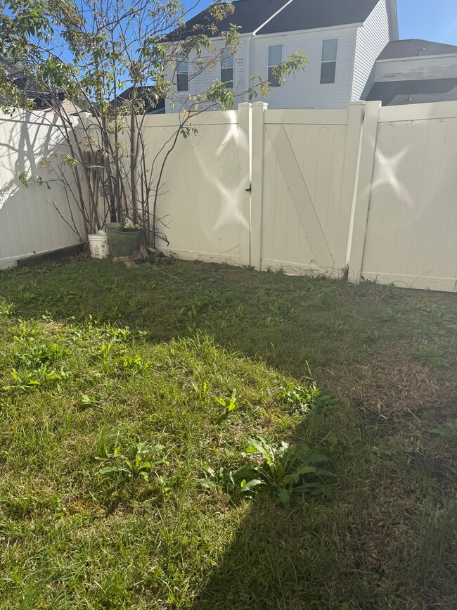 Photo - 265 Caldwell Loop