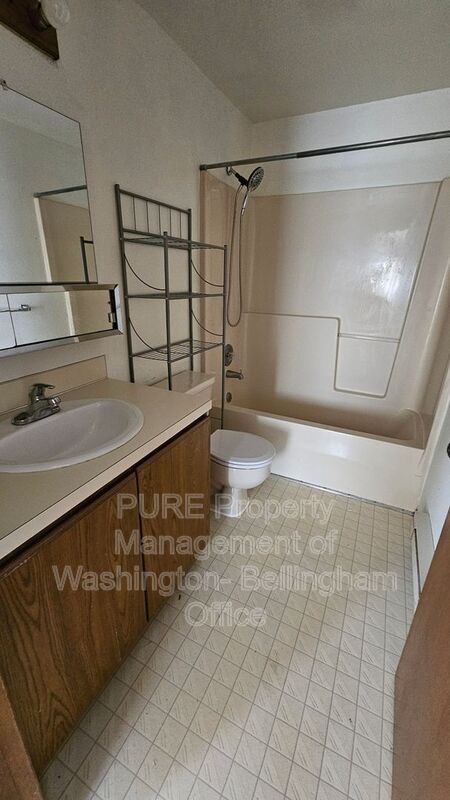 Photo - 2256 Douglas Rd