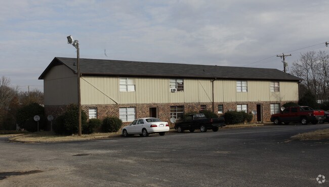 Photo - Broadway Apartments