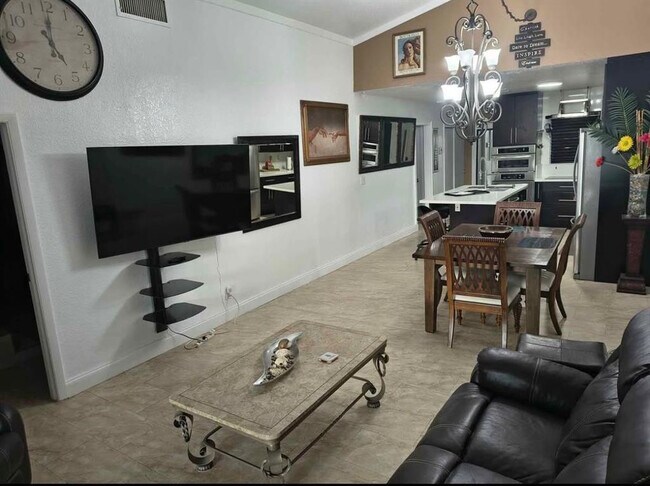 Photo - 5741 SW 24th Ave