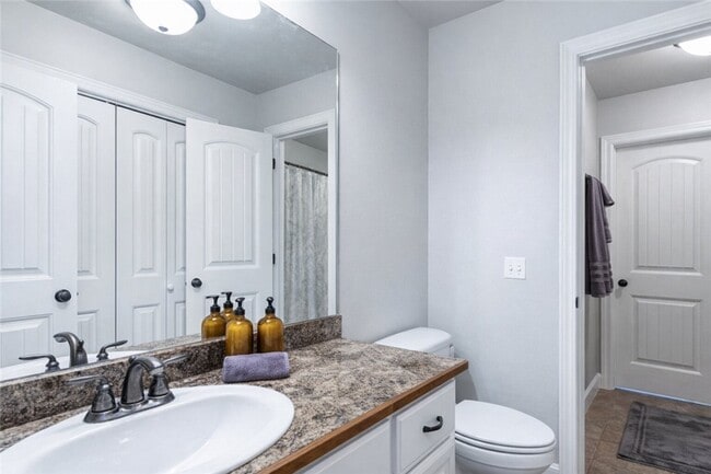 Photo - 1123 S Tottenham Ct