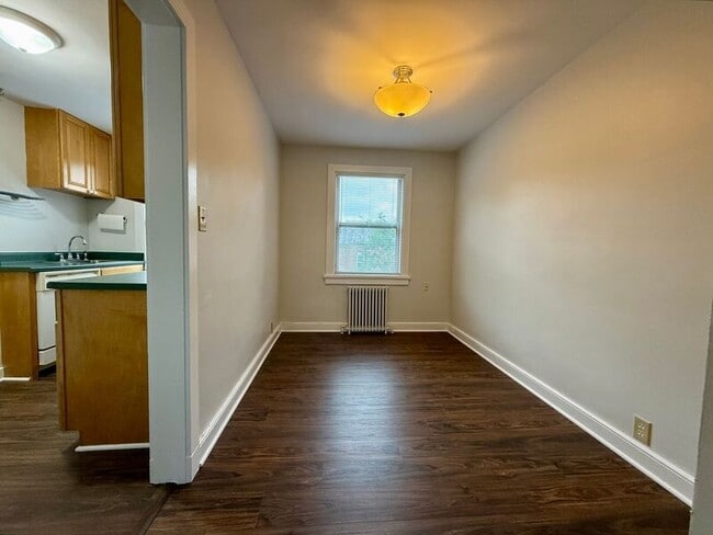 Photo - 1400 Kenmore Ave Unidad A6