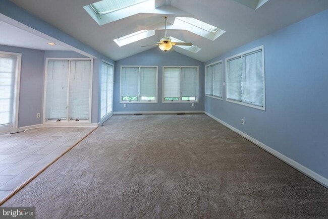 Photo - 6438 Woodville Dr