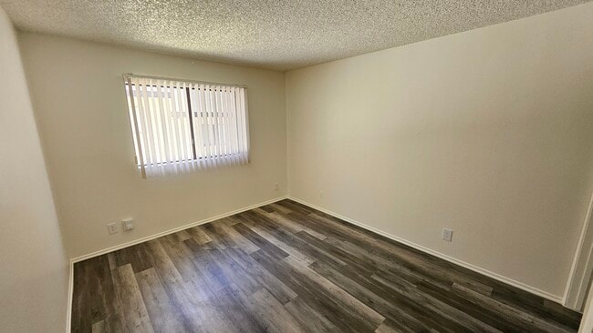 Photo - 2241 Florencita Dr W