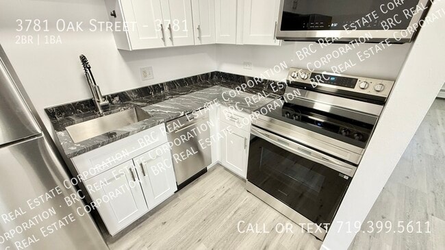 Photo - 3781 Oak St Unit 3781