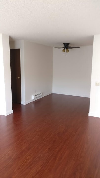 Photo - "Beautiful Remodeled 3 bed 1 bath in downt... Unit 11