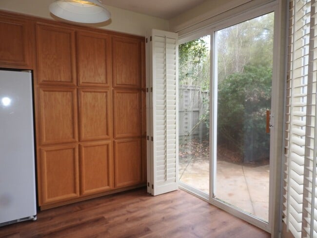 Photo - Beautiful Serrano Home - Single Story!