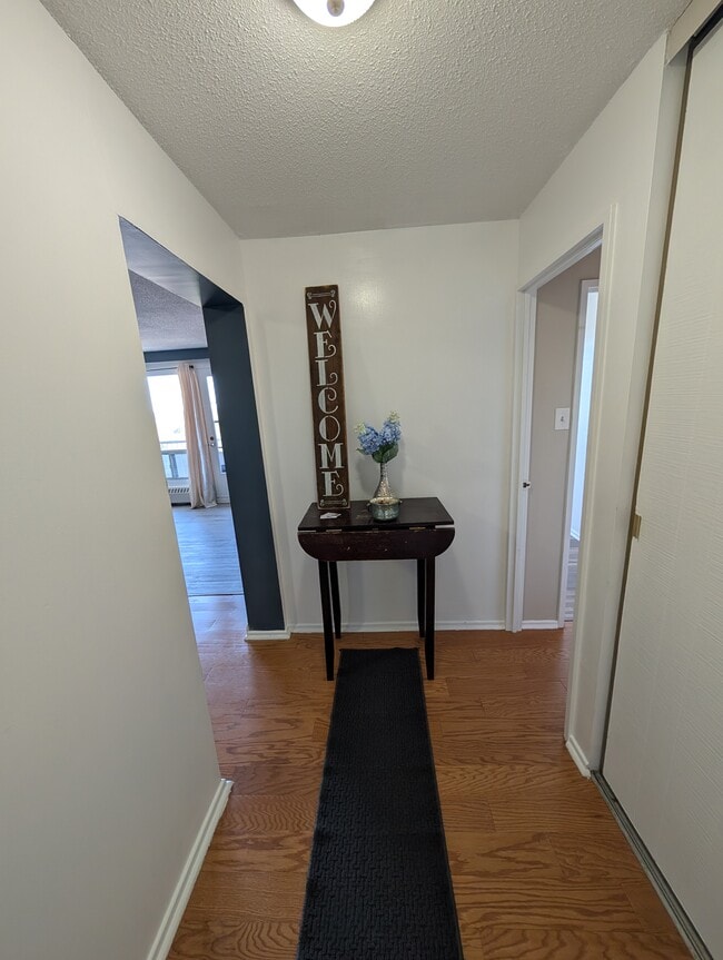 Photo - Bright 2 Bedroom Condo in Nepean Unité 1109