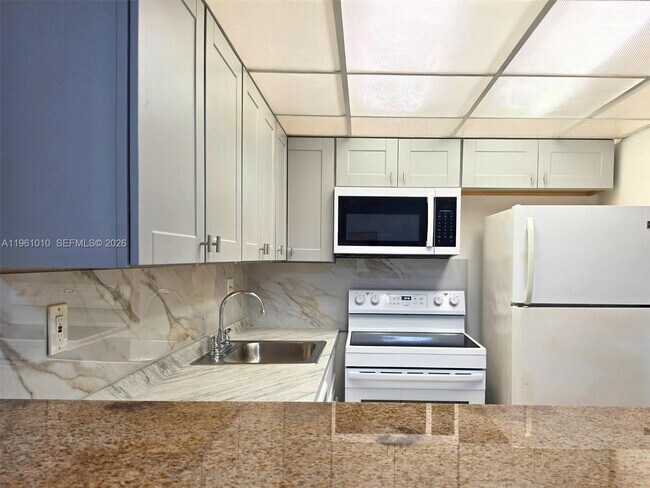 Photo - 5921 Washington St Unit 124