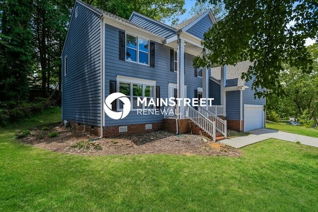 Photo - 4 Bedroom Pet-Friendly Home in Charlotte, NC with Main Street Renewal