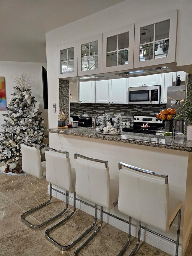 Photo - 9781 SW 138th Ave Unit DB1R