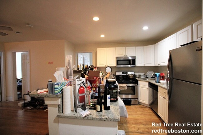 Photo - 324 St Paul St Unit 6