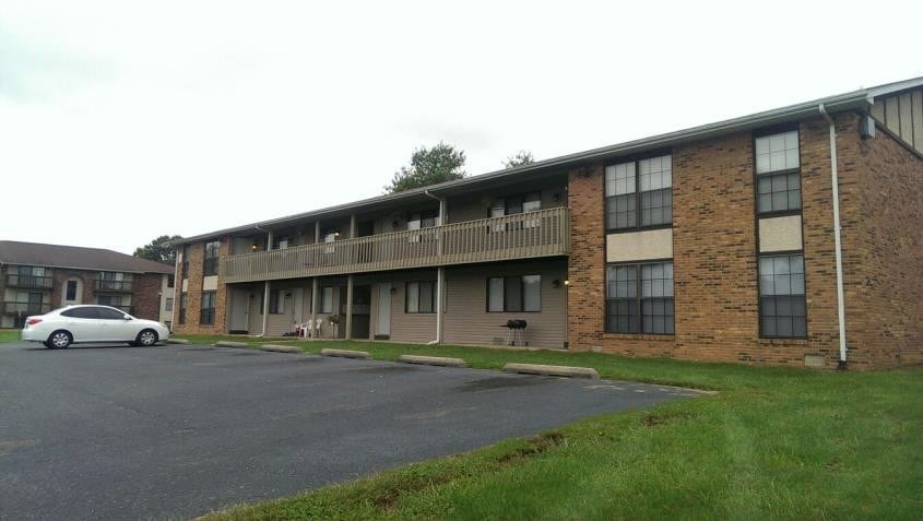 Bouse Apartment Homes - Bouse Apartment Homes