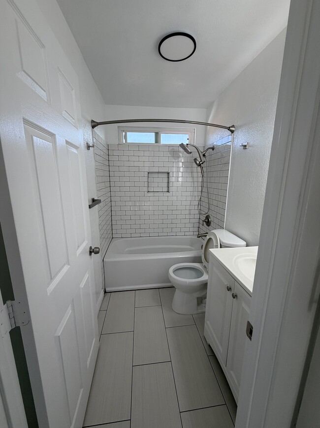 Photo - 195 Madrona St Unidad A