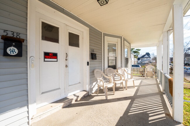 Photo - 540 Laurel Ave