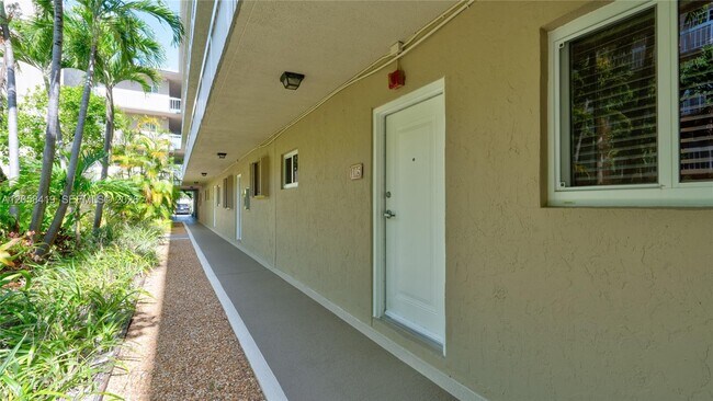 7910 Camino Real Unit N105