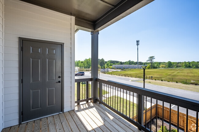 TH-B 3BR, 2.5BA - 1,782SF - Balcony