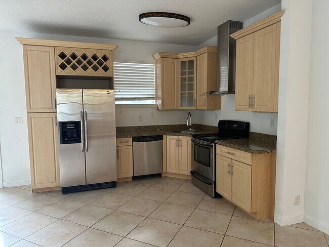 Photo - Large 3 bed 2 bath home, One car garage