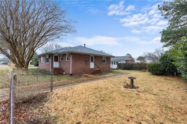 Photo - 324 Maple Ave Townhome