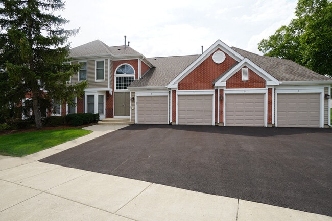 Building Photo - 131 Red Fox Ln Unit #C Rental