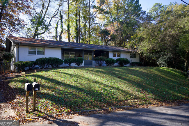 Photo - 1110 Arlington Pkwy NE Townhome