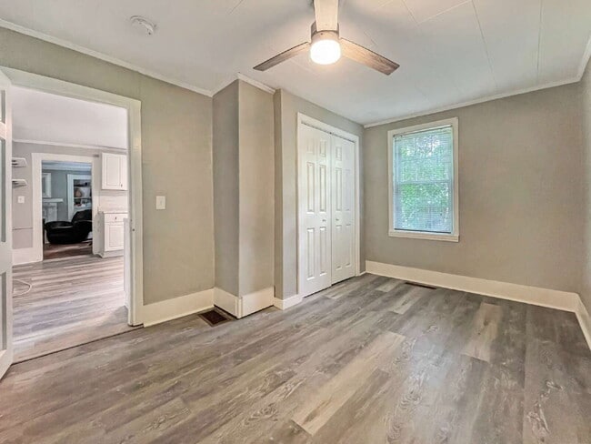 Photo - Seeking a roommate for a 2 bdr, 2 bath low...