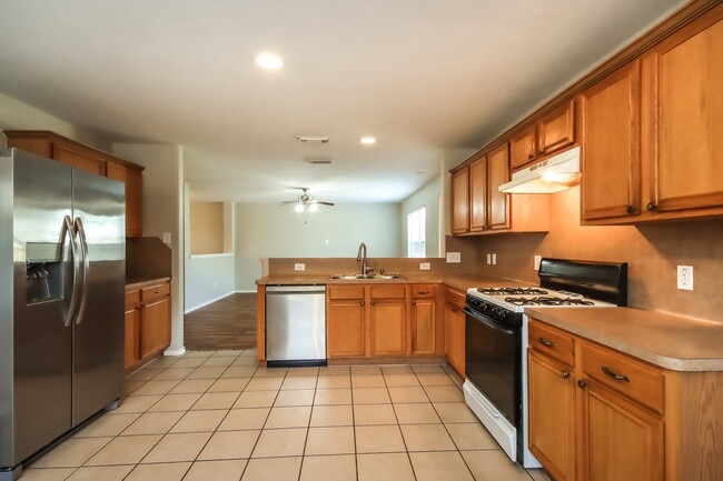 Photo - 17903 Seco Creek Ln