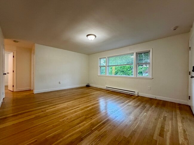 Photo - 15 Park Ave Unit 4