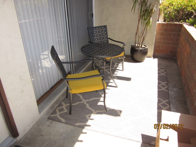 Photo - 2213 Voorhees Ave Unidad 101