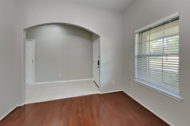 16407 Redbud Berry Ln