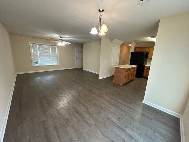 Photo - PRE-LEASING FOR AUGUST 2026!