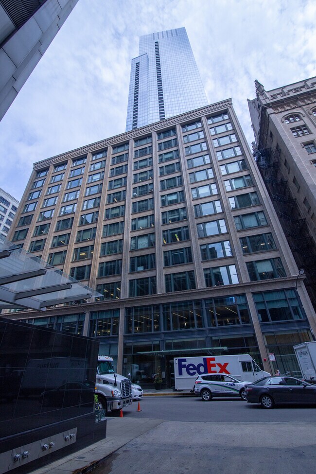 Photo - 60 E Monroe St Unidad 2603