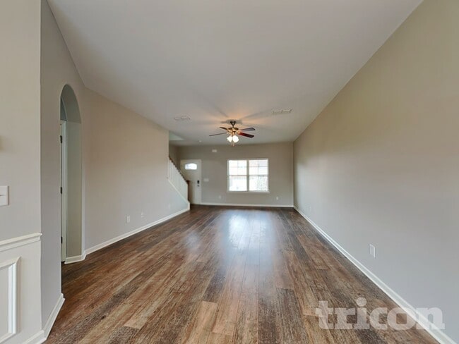 Photo - 1031 Solomon Ln