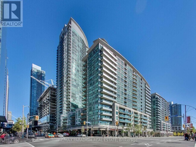 Photo - 51 Lower Simcoe St Unit 1110