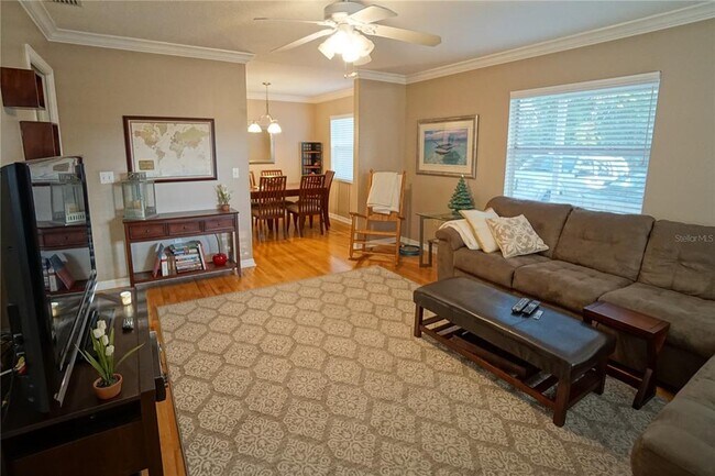 Photo - 3208 S Esperanza Ave
