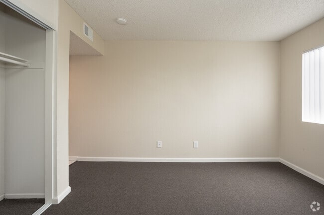2BR, 2BA - 900SF - First Bedroom