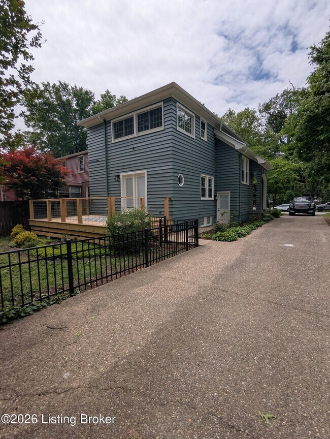 Photo - 4513 S 6th St