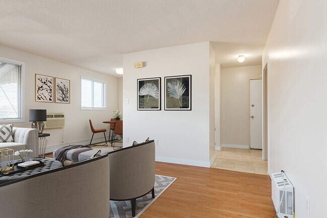 Photo - Park Tremaine