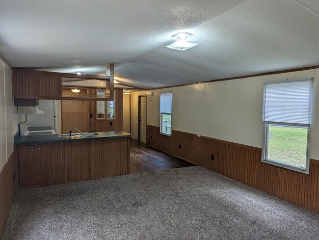 Building Photo - 19 Ransdell Ln Rental