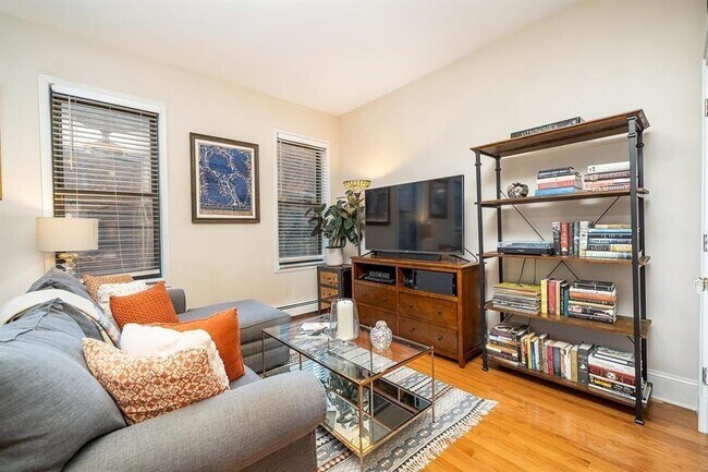 Photo - 550 2nd St Unit 2