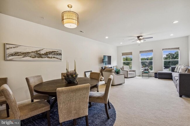 3028 Rittenhouse Cir Unit 40