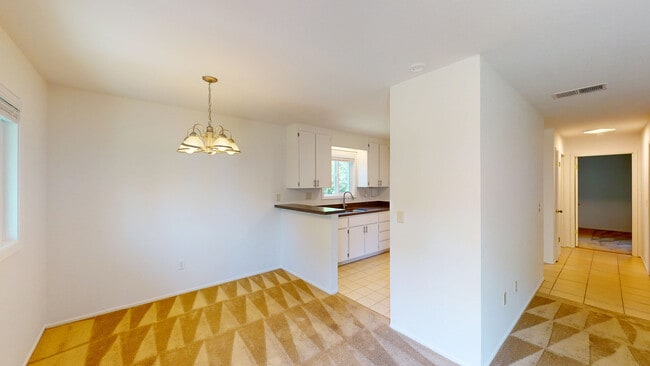 356 Robinson St Unidad 4