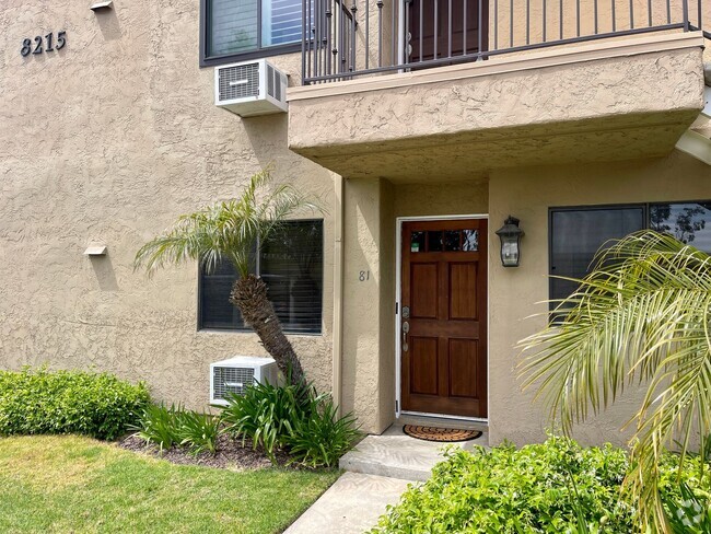 Building Photo - 1 bedroom 1 bath apartment in Miramesa FOR... Unit 82