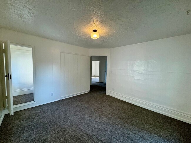 Photo - 5008 N Nelson St Unit #C