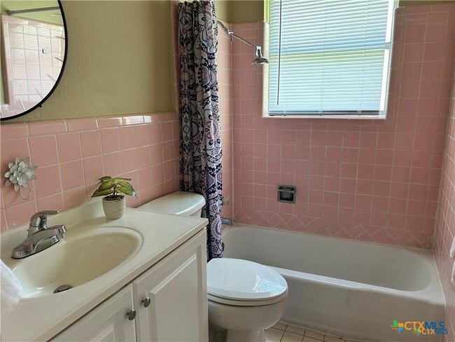 Photo - 1317 Zephyr Rd