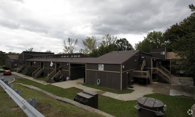 Photo - Park Plaza Apartments