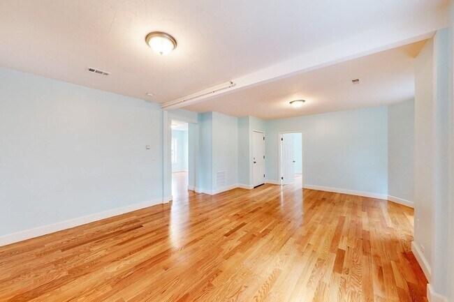 Photo - 710 N Montello St Unit 2