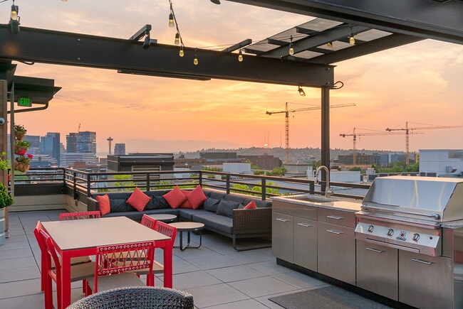 Photo - Collins on Pine