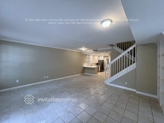 Photo - 235 Murray Ct